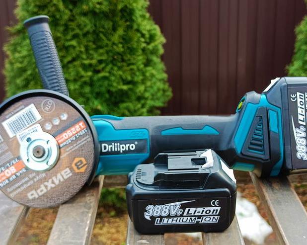 Обзор бесщеточной УШМ DrillPro под 18
