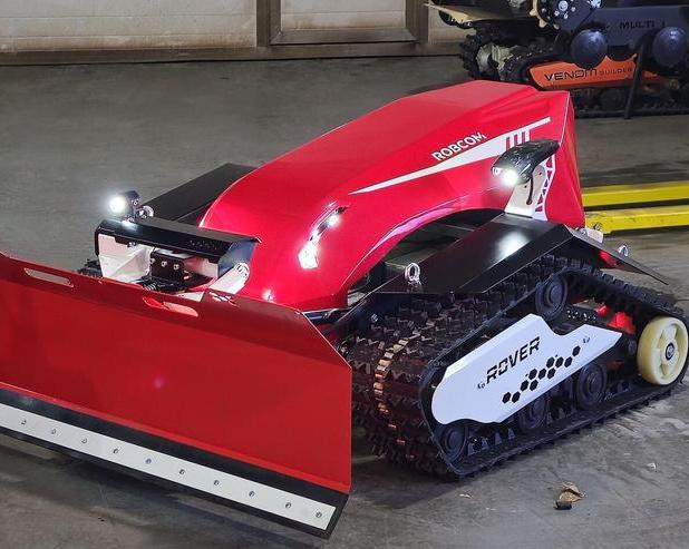 Коммунальщикам и не снилось.</p>
<p>В сети показали снегоуборщик Venom Rover